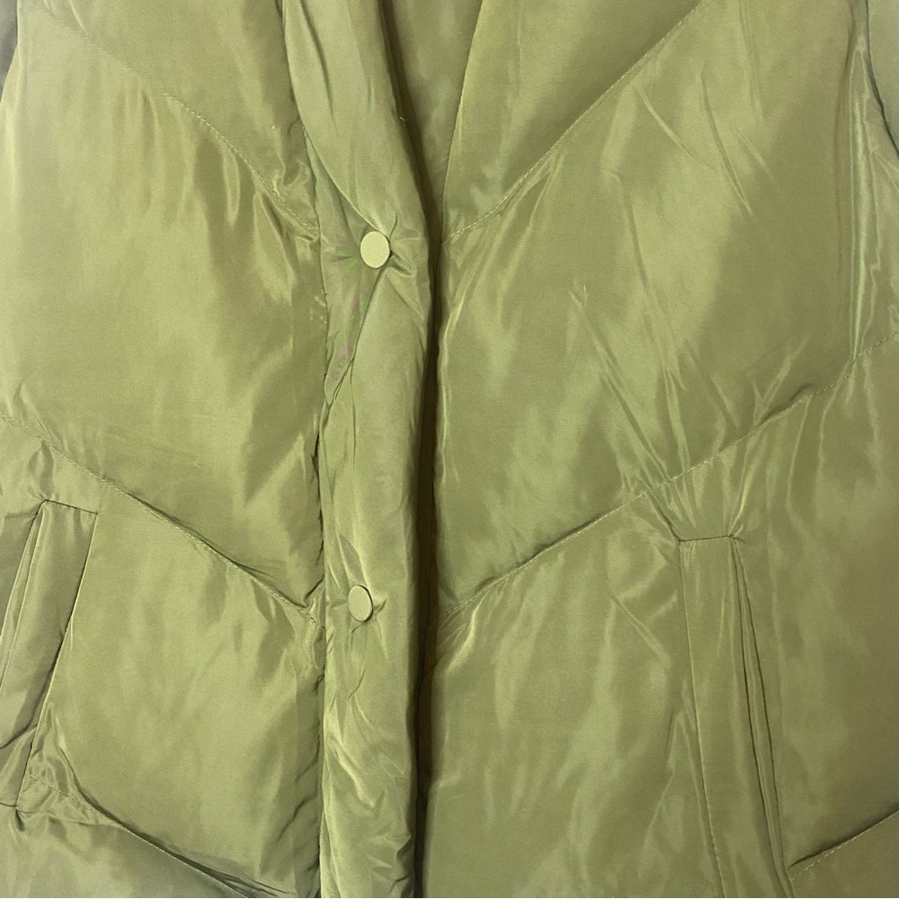 BLANKNYC Matcha Latte quilted nylon puffer vest Green - Picture 8 of 10